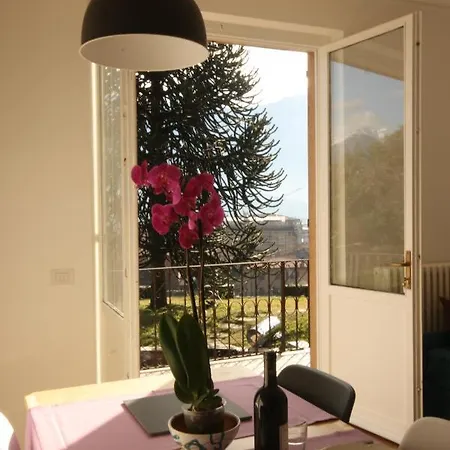 Badalone Apartment Domaso